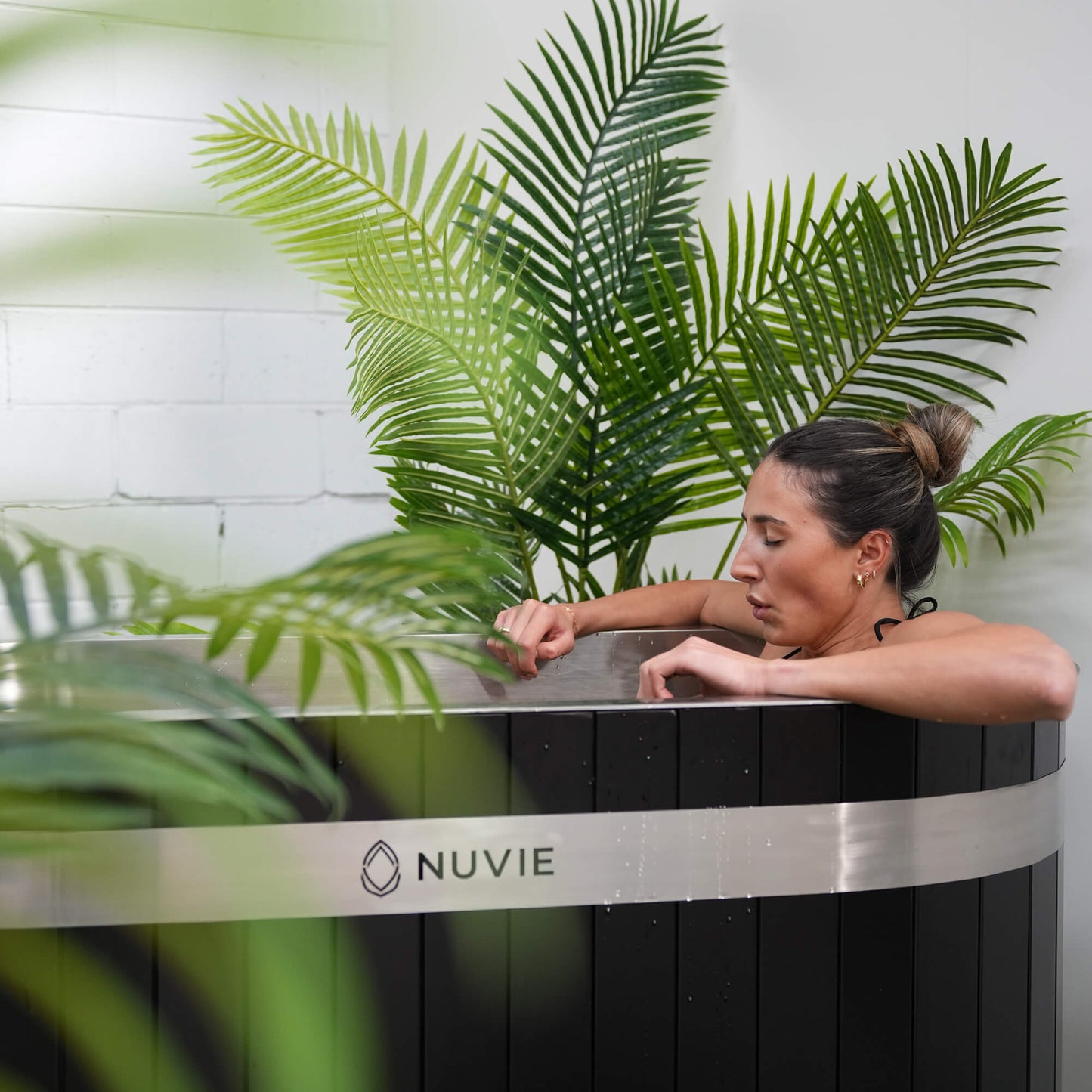 Fusion Hybrid Barrel Sauna & Ember Ice Bath - NUVIE Saunas